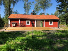 Nedanby | Cottage | Idyllic location | Porch | Grill, Edsbro